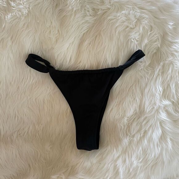 Black bikini bottom - Picture 4 of 5